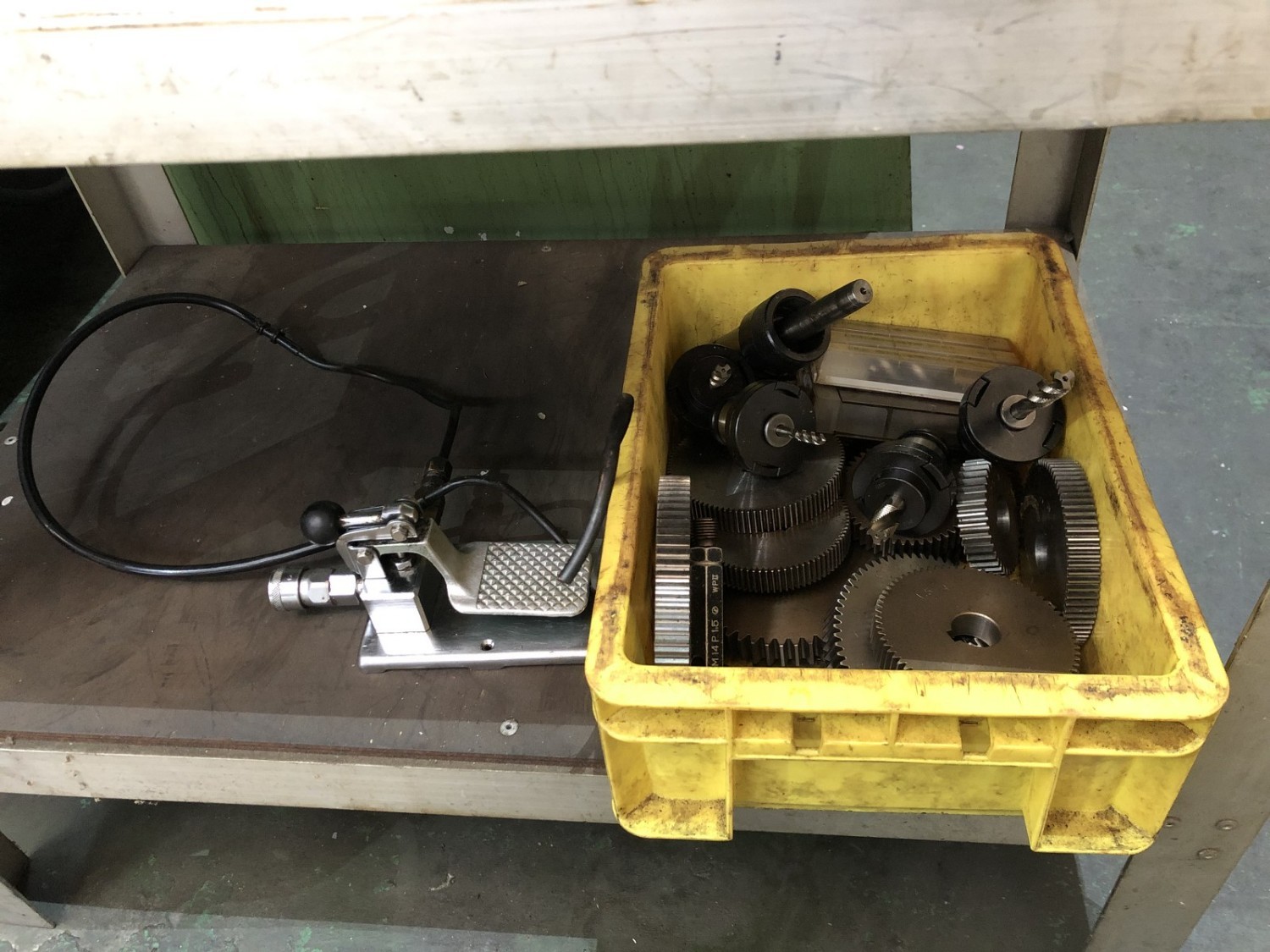 中古Tapping Drilling Machine BT2-225 Brother