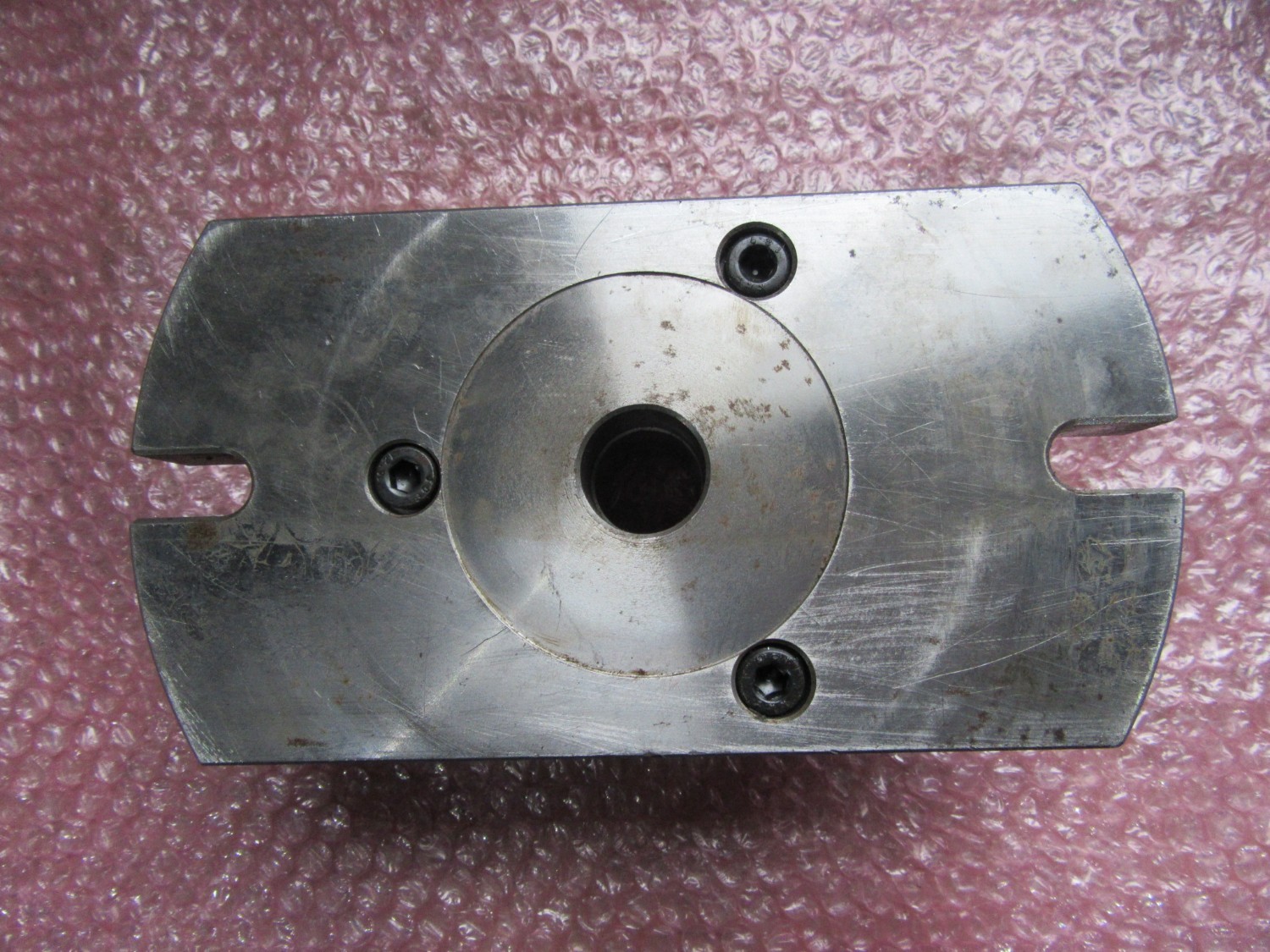 中古Scroll chuck 【3爪チャック】外径：Φ105mm 不明