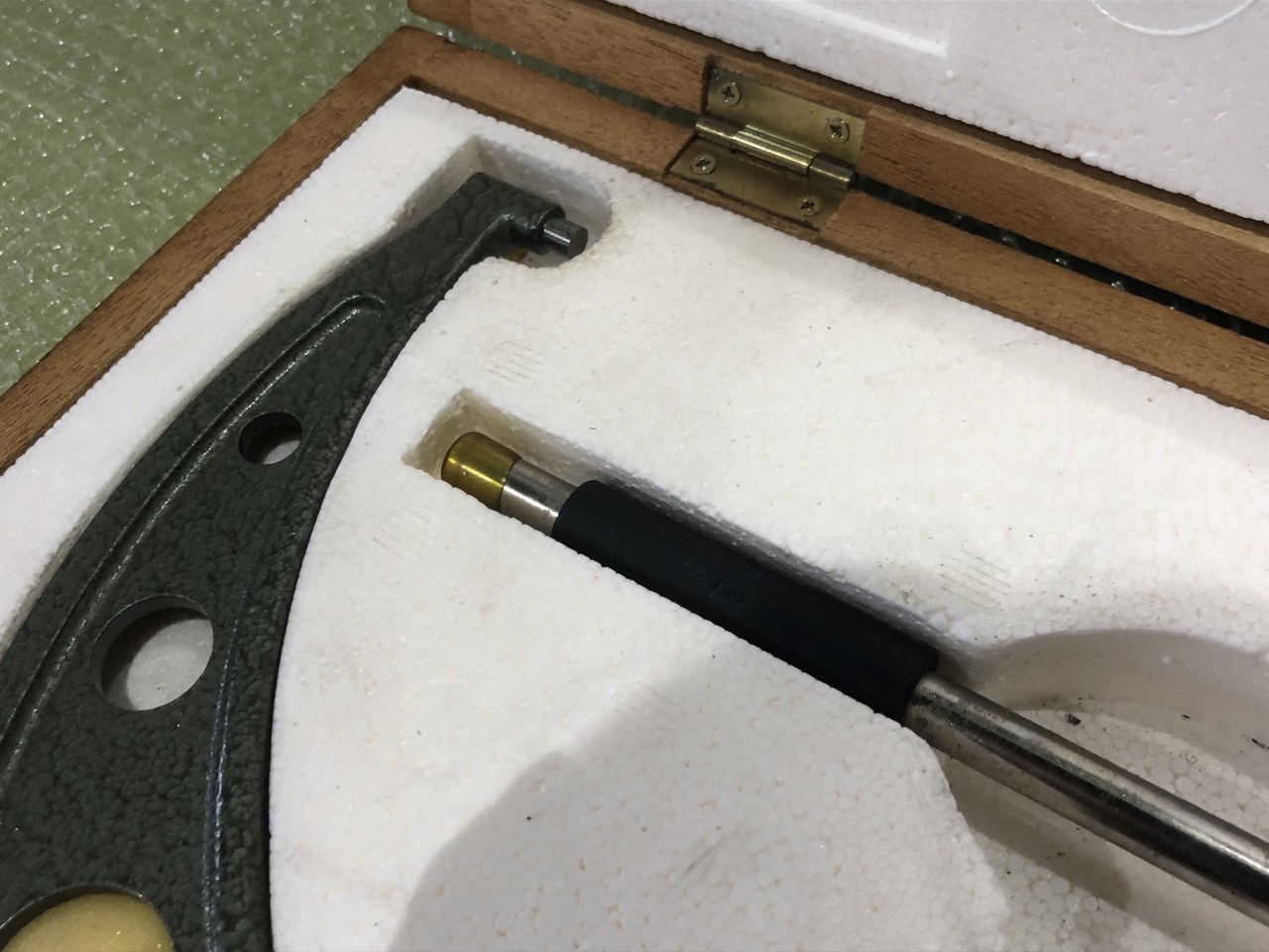 中古Outside micrometer 【外側マイクロメータ】103-147　OM-275 ミツトヨ/Mitutoyo