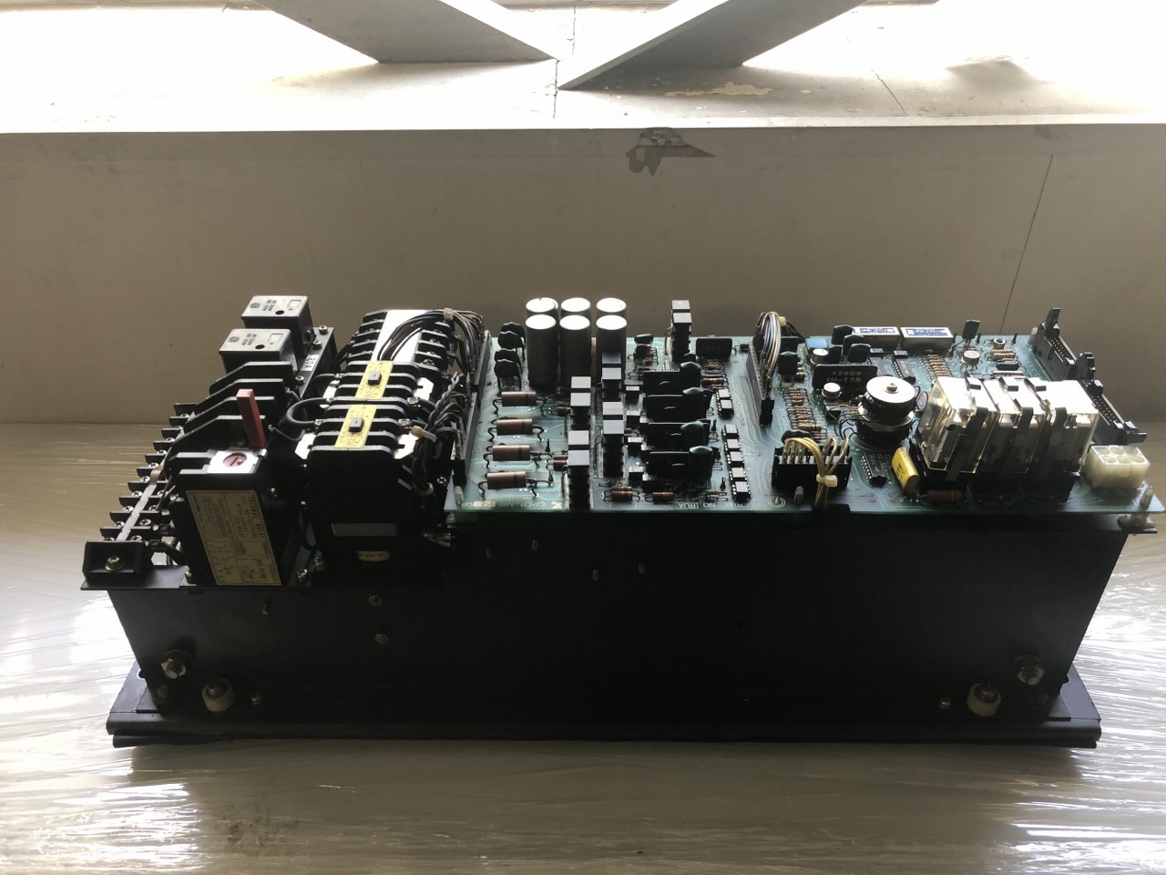 中古お買い得品・1山販売等 【サーボパック SERVOPACK】CACR-MR152GB 安川電機 YASKAWA ELECTRIC