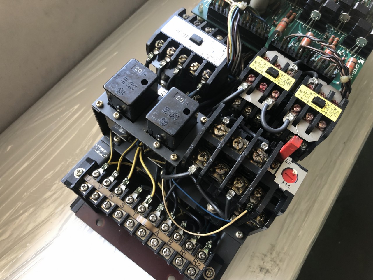 中古お買い得品・1山販売等 【サーボパック SERVOPACK】CACR-MR152GB 安川電機 YASKAWA ELECTRIC