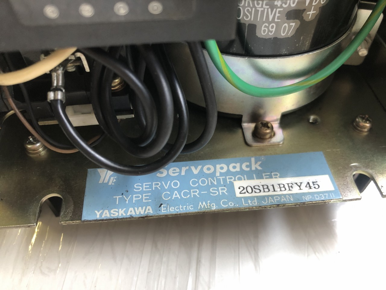 中古お買い得品・1山販売等 【サーボパック SERVOPACK】CACR-SR20SB1BFY45 安川電機 YASKAWA ELECTRIC