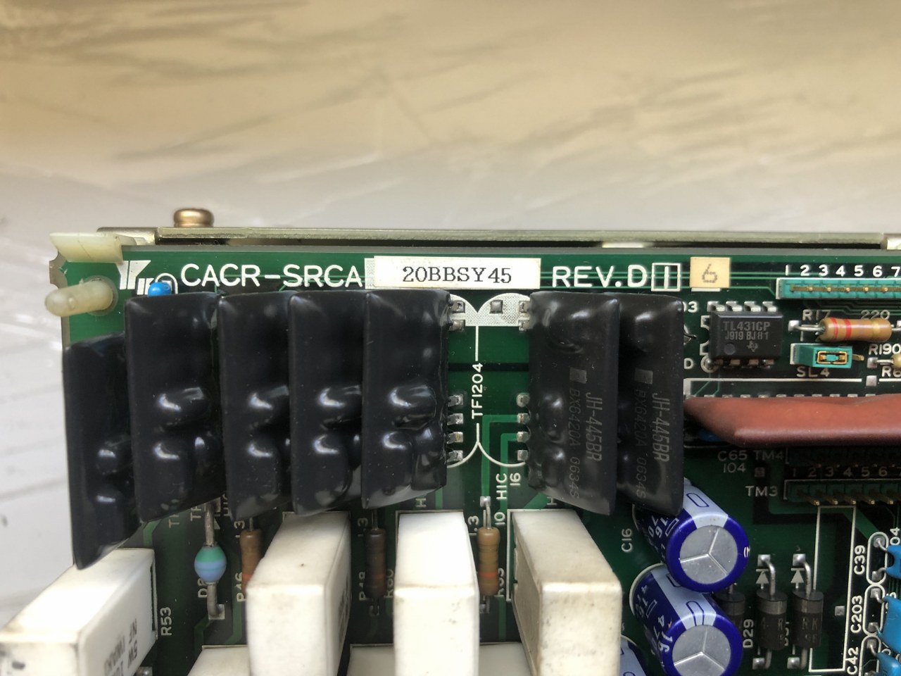 中古お買い得品・1山販売等 【サーボパック SERVOPACK】CACR-SR20SB1BFY45 安川電機 YASKAWA ELECTRIC
