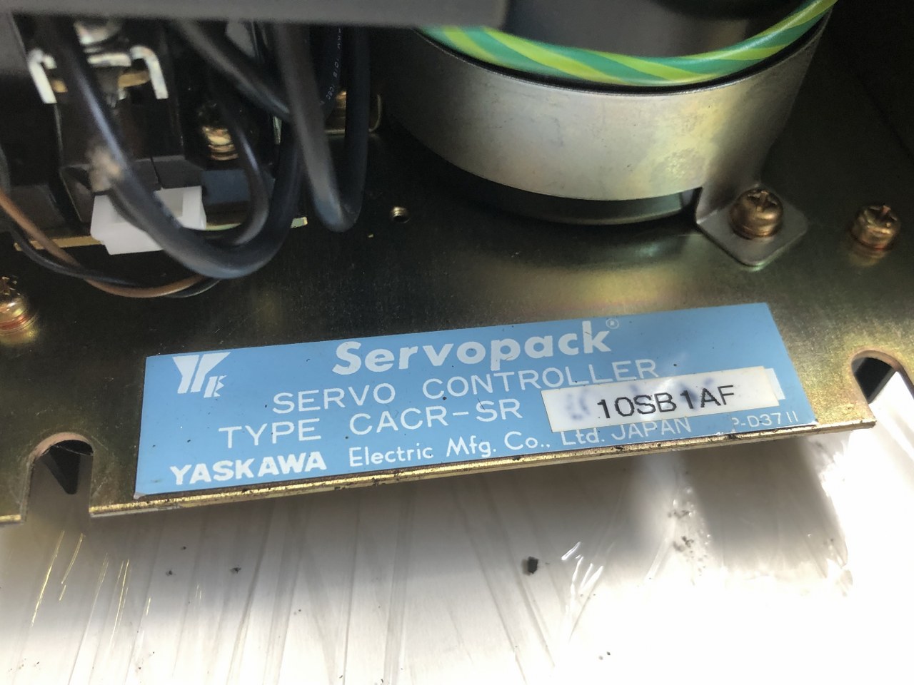 中古お買い得品・1山販売等 【サーボパック SERVOPACK】CACR-SR10SB1AF 安川電機 YASKAWA ELECTRIC