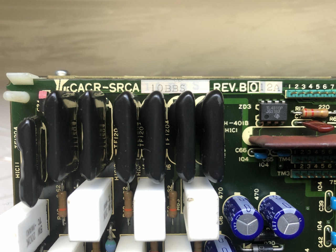 中古お買い得品・1山販売等 【サーボパック SERVOPACK】CACR-SR10SB1AF 安川電機 YASKAWA ELECTRIC