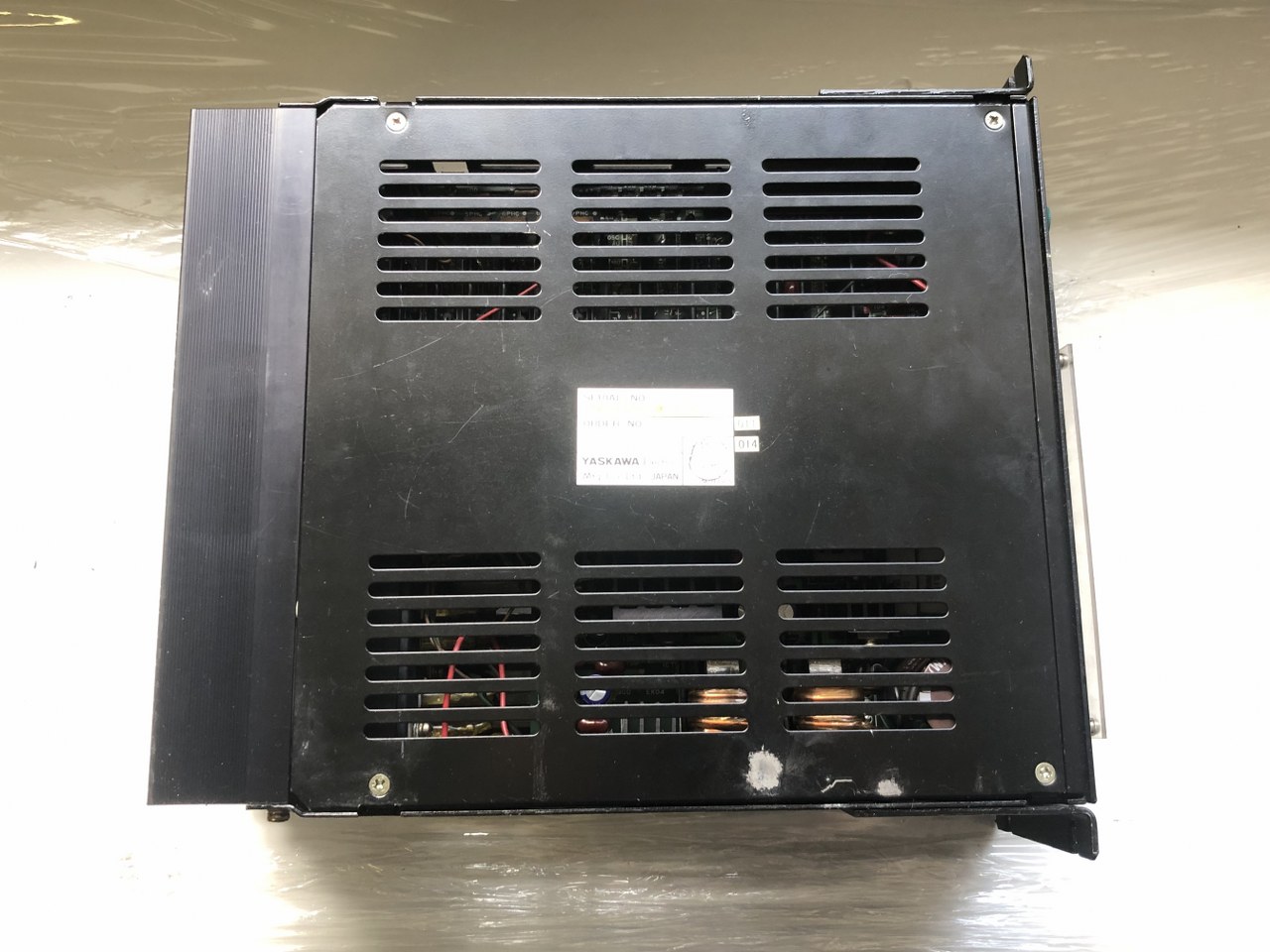 中古お買い得品・1山販売等 【サーボパック SERVOPACK】CACR-SR05AA2AH 安川電機 YASKAWA ELECTRIC