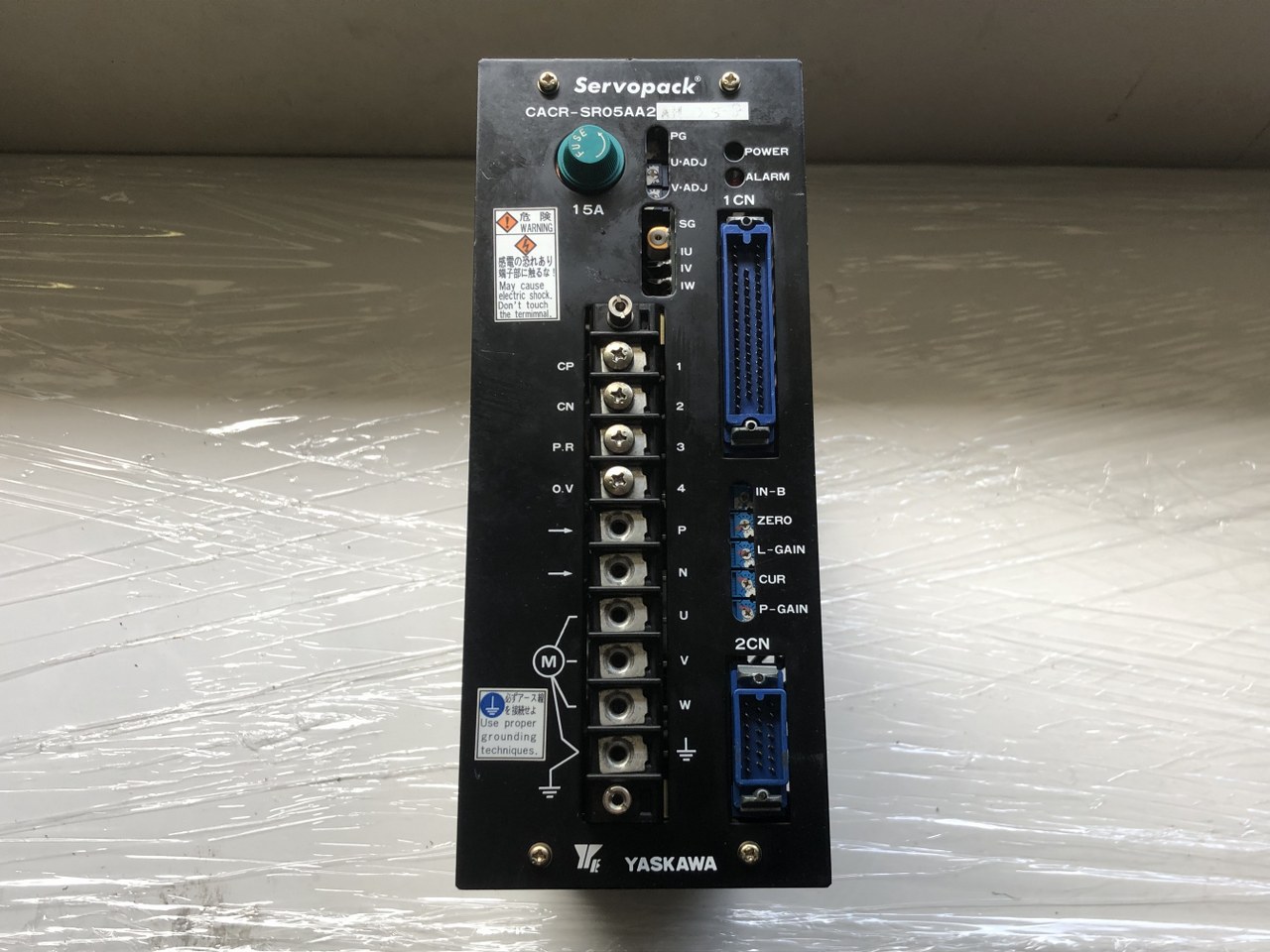 中古お買い得品・1山販売等 【サーボパック SERVOPACK】CACR-SR05AA2AH 安川電機 YASKAWA ELECTRIC