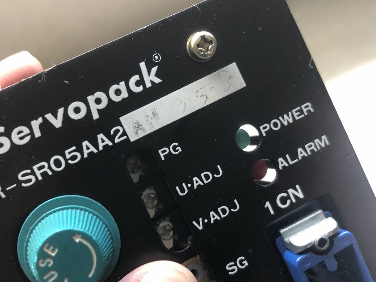 中古お買い得品・1山販売等 【サーボパック SERVOPACK】CACR-SR05AA2AH 安川電機 YASKAWA ELECTRIC