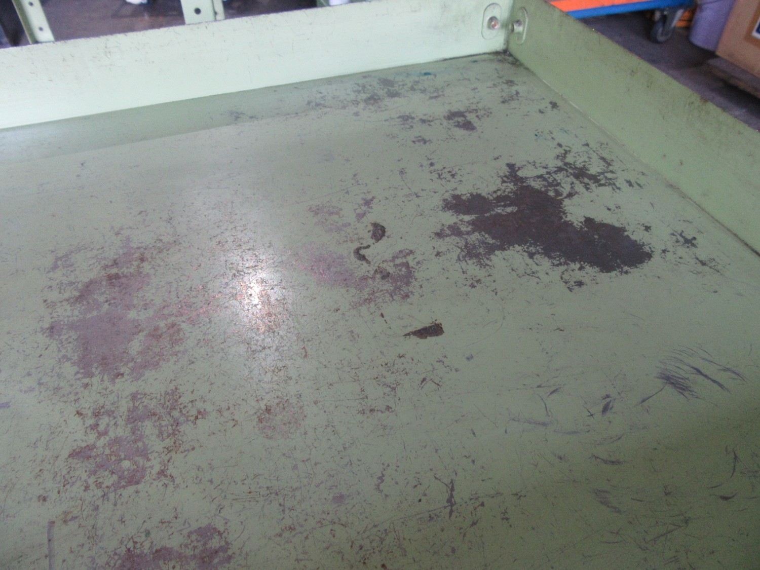 中古Workbench and Surface plates 【ツールワゴン】W400xD600ｘH790mm 不明