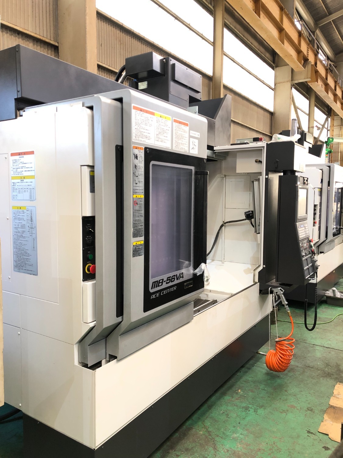 中古Vertical Machining Center MB-56VA OKUMA