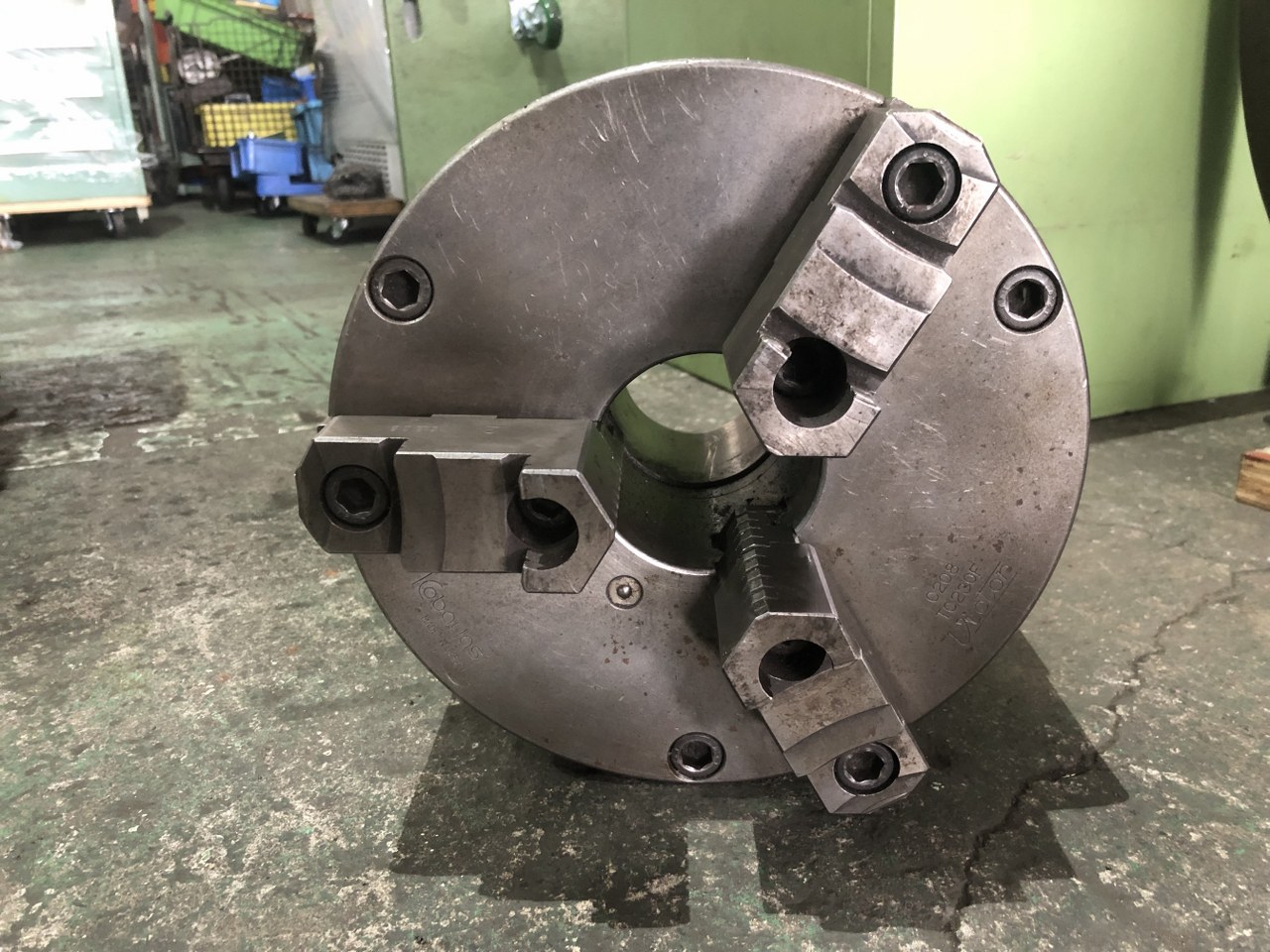 中古スクロールチャック 【3爪スクロールチャック】TC230F 小林鉄工 ビクター/ KOBAYASHI VICTOR
