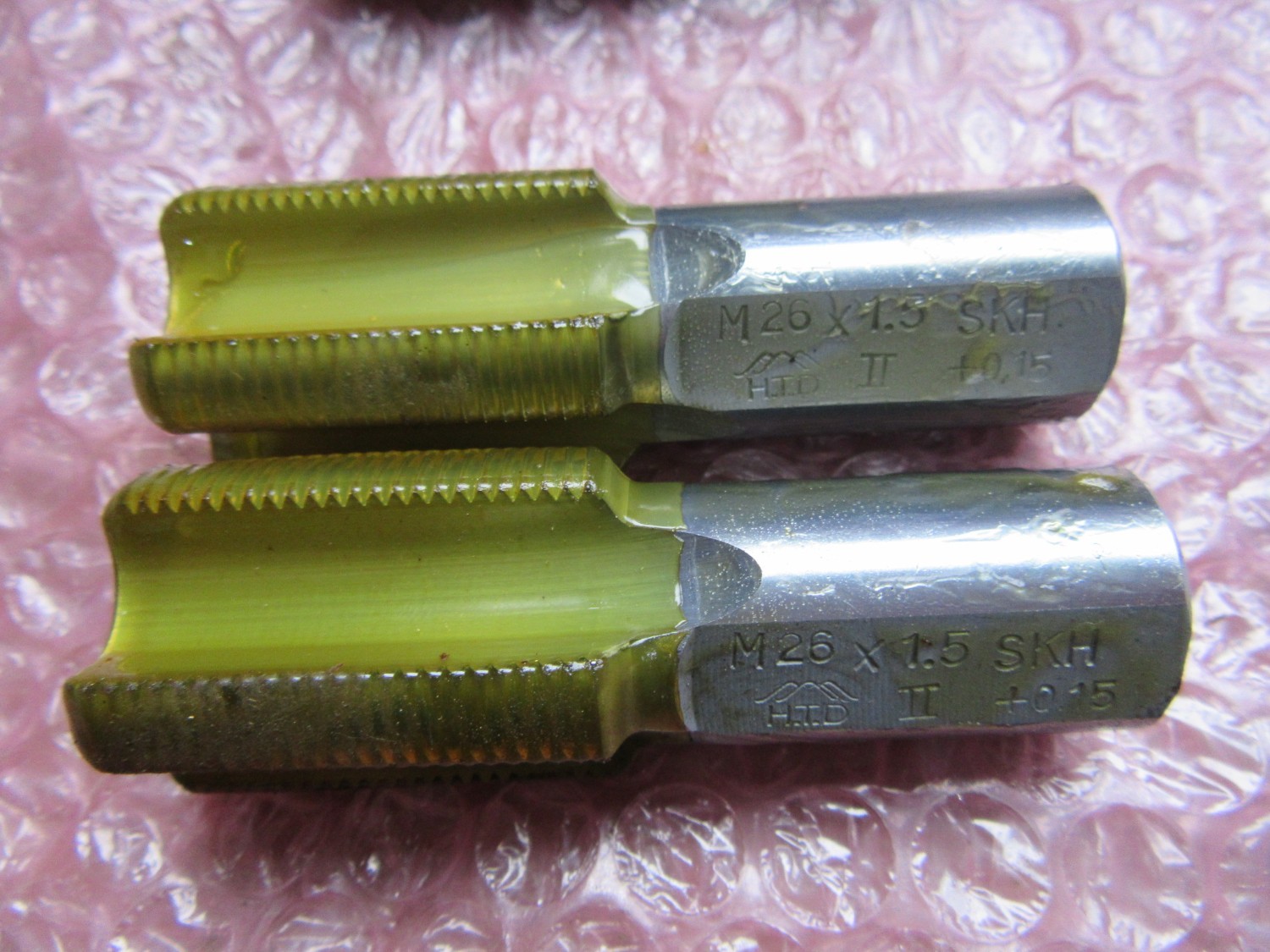 中古Tap 【ハンドタップ】27.15 x W14, M26x1.5　 TRADE H.T.D MARK