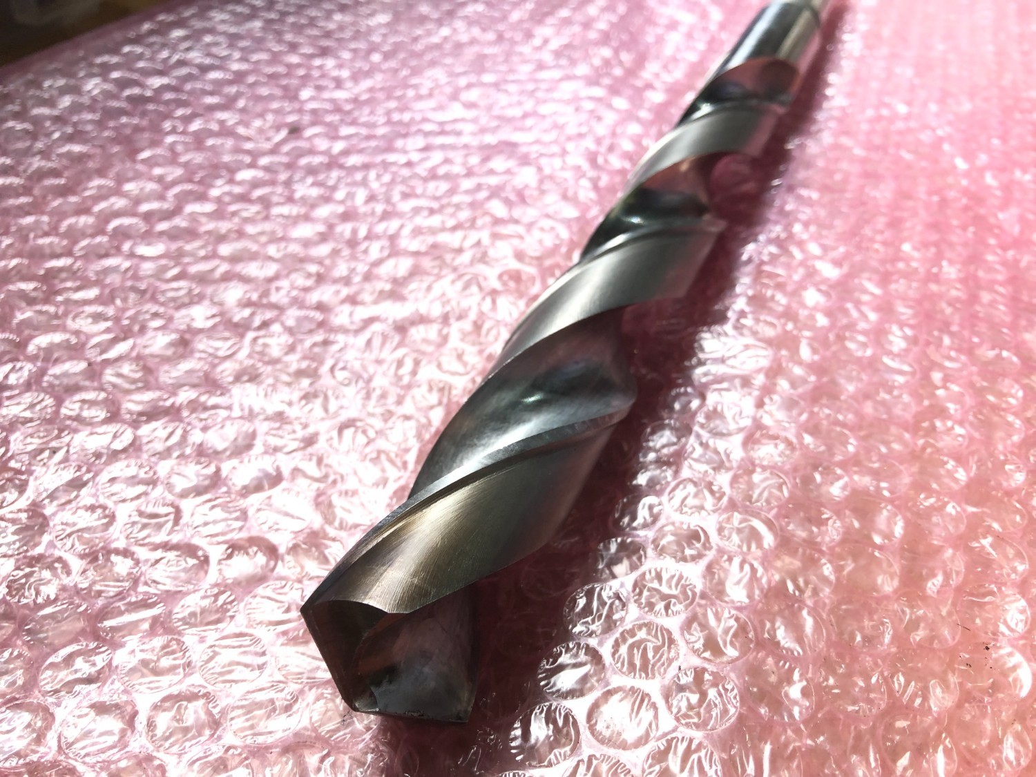 中古テーパ―シャンクドリル 【テーパーシャンクドリル】SKHシリーズ 28M 不明
