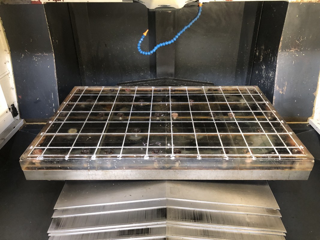 中古Vertical Machining Center モデリングマシン【MM1000T】 IWAMA 