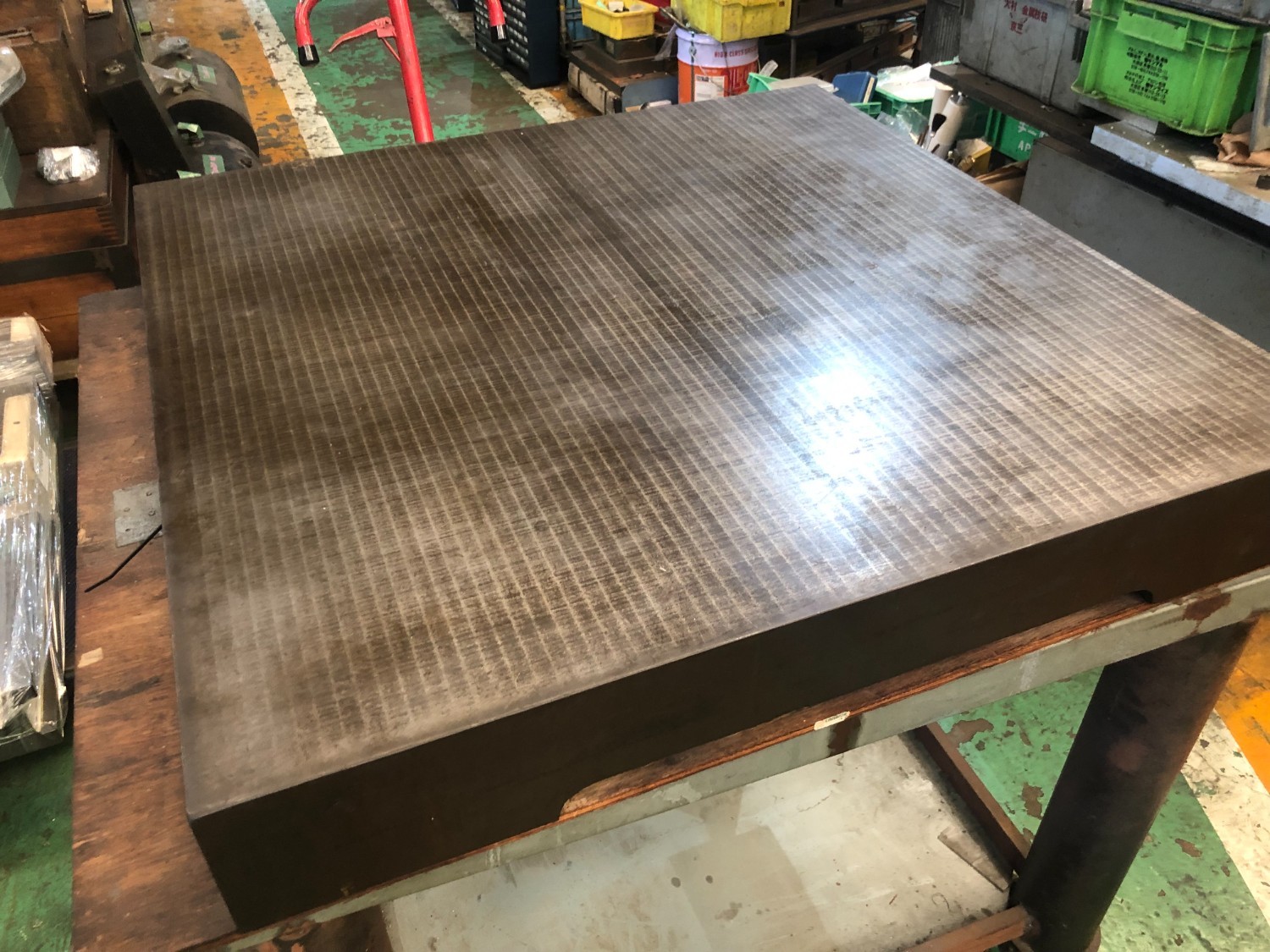 中古Iron surface plate 【鉄定盤（台付き）】本体サイズ：915x910x120(mm) unknow