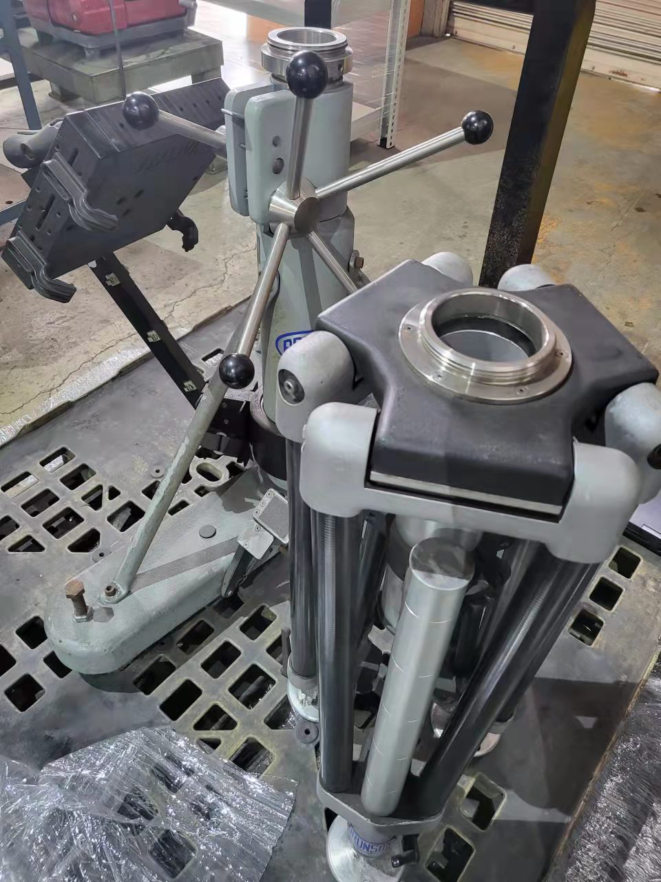 中古Coordinate Measuring Machine アーム式三次元測定機【MCAｘ35】 