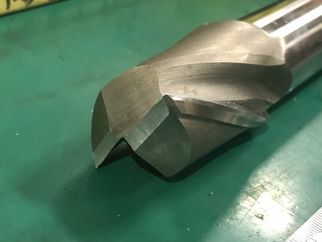 中古End mill(Square) 【2枚刃/スクエア/エンドミル】φ40　2SE　HS-Co NACHI