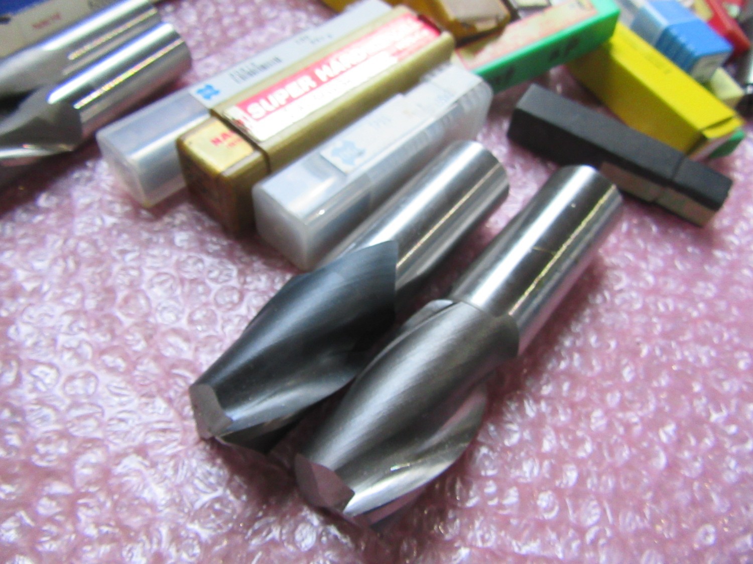 中古Other end mill 切削工具1山 様々なメーカーや型式があります。