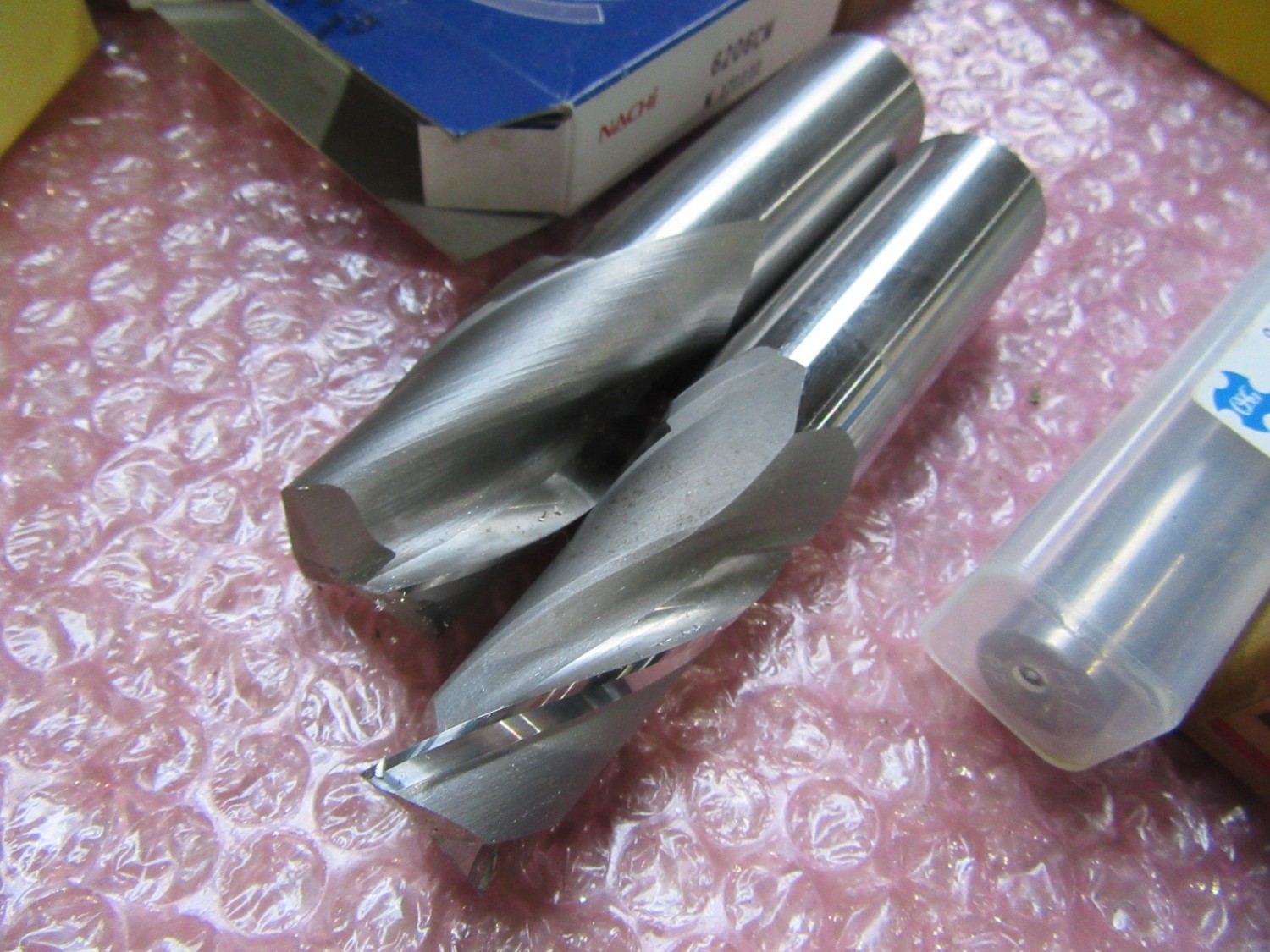 中古Other end mill 切削工具1山 様々なメーカーや型式があります。