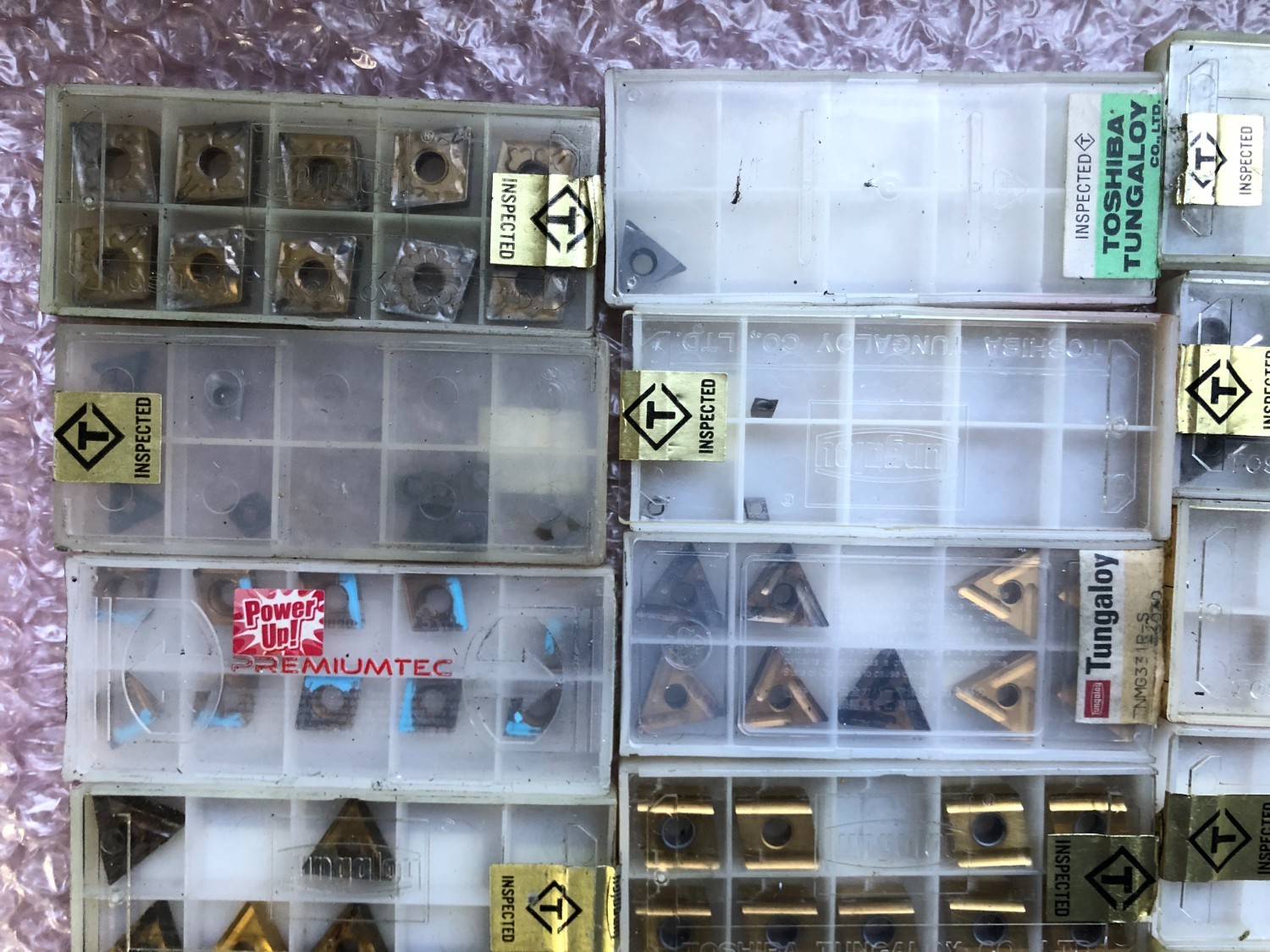 中古インサート（チップ） 【チップセット】様々なサイズがあります。 様々なメーカーがあります。