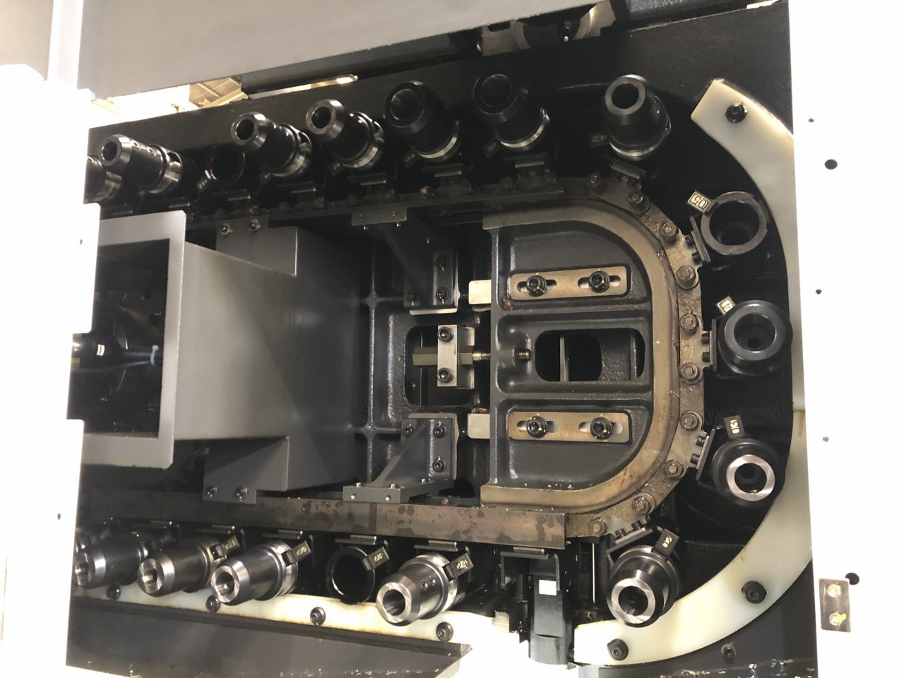 中古Vertical Machining Center MILLAC44VⅡ OKUMA