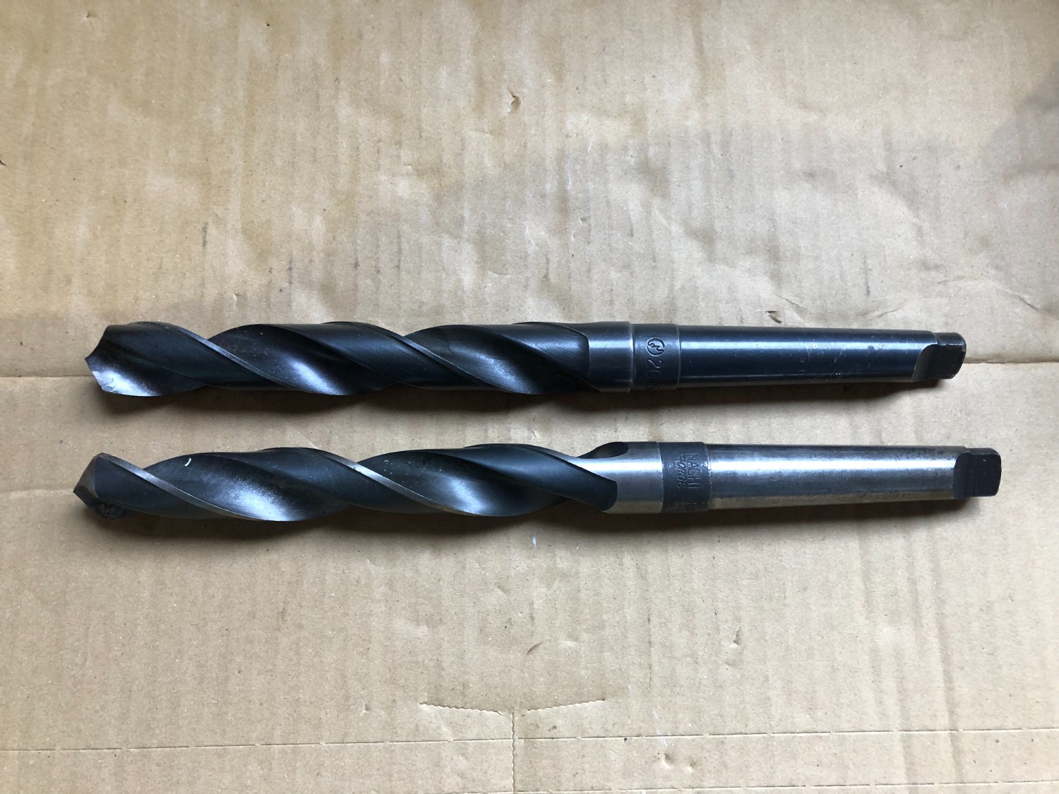 中古Taper shank drills 【テーパーシャンクドリル2本】φ20.5,φ19.7 NACHI
