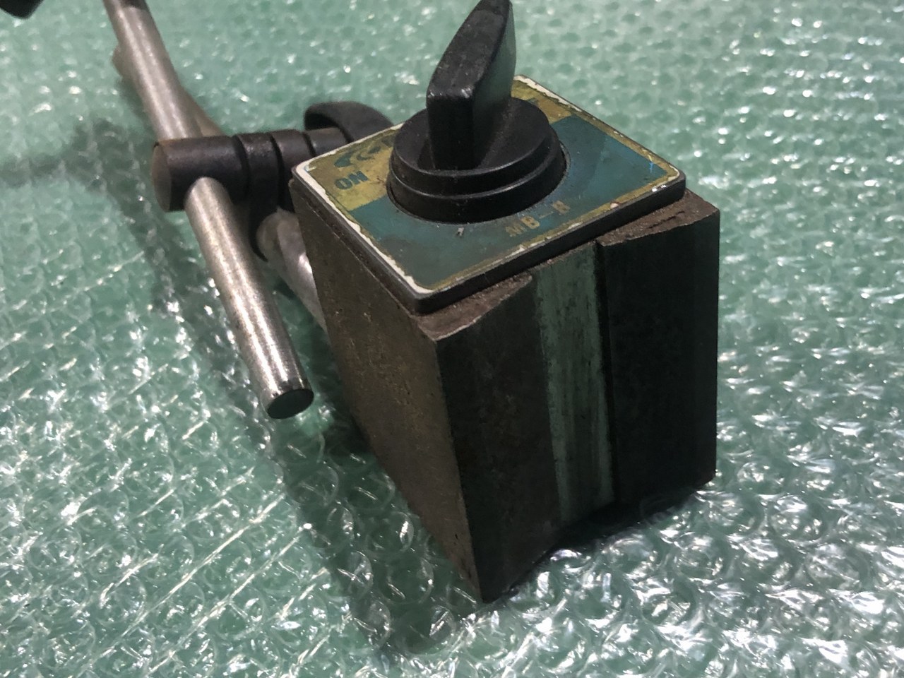 中古その他磁力関連商品 【マグネットスタンド】MB-B カネテック/KANETEC