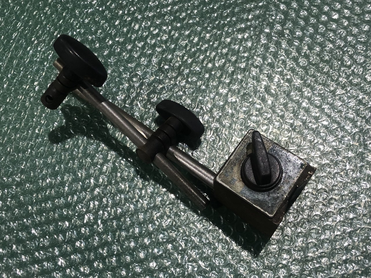 中古その他磁力関連商品 【マグネットスタンド】MB-B カネテック/KANETEC