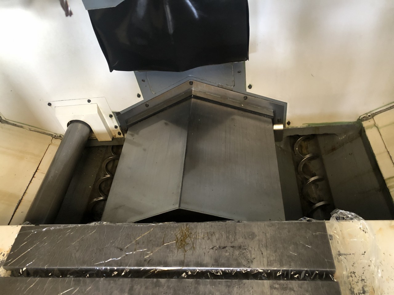 中古Vertical Machining Center MILLAC44V OKUMA