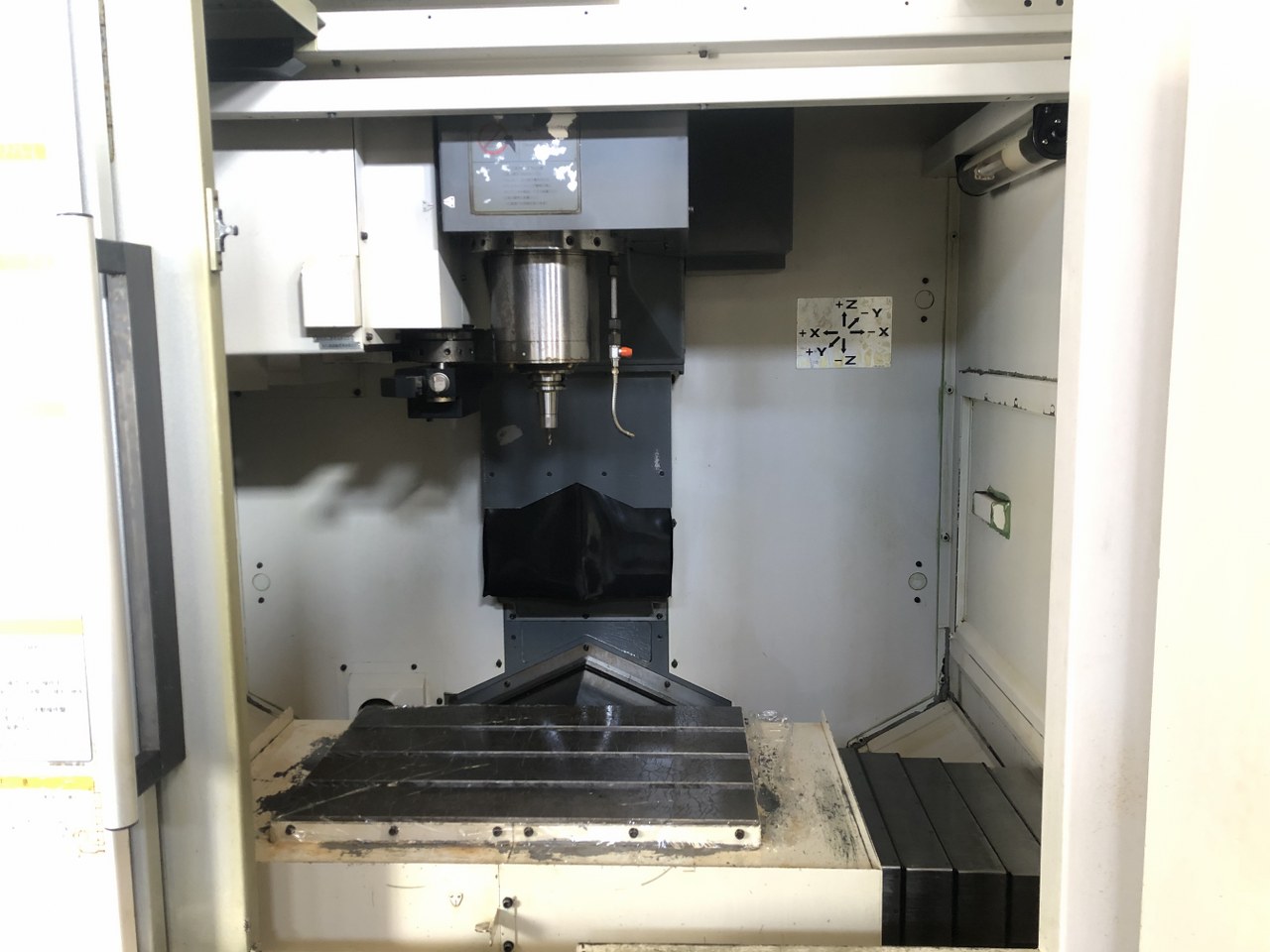 中古Vertical Machining Center MILLAC44V OKUMA