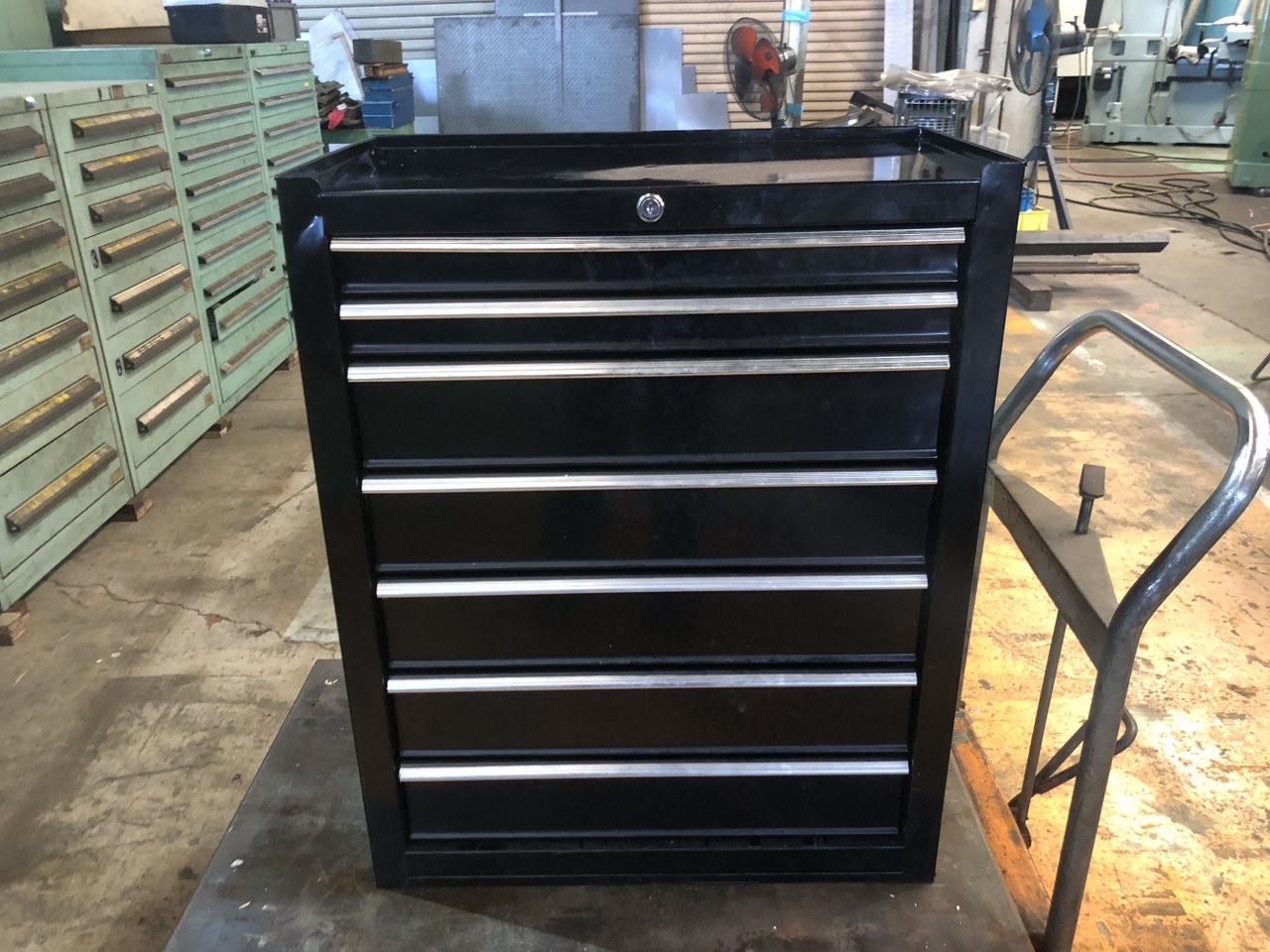 中古Cabinet 【キャビネット】W615xD335xH760mm Unknown