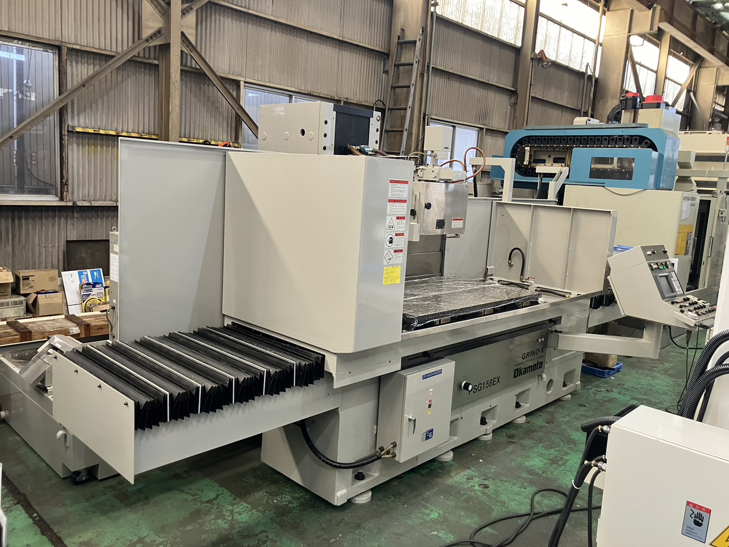 中古平面研削盤 PSG-158EX（NC平面研削盤） 岡本