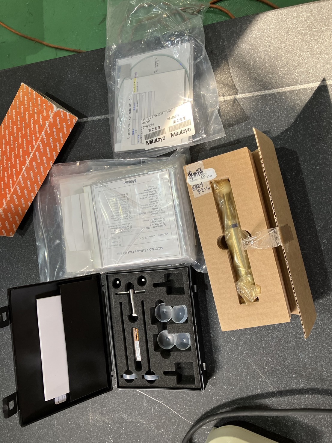 中古3次元測定機 Crysta-APEX S9166 ミツトヨ