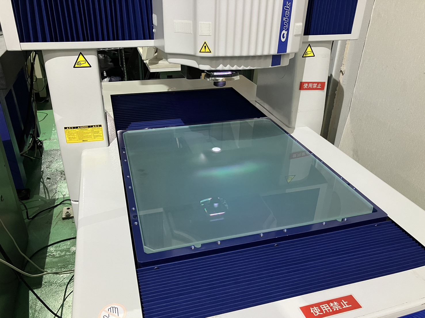 中古その他測定機 画像測定機【QV-X404P1L-C】 ミツトヨ
