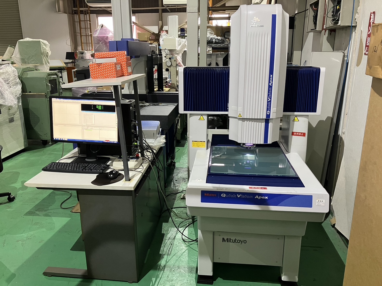 中古その他測定機 画像測定機【QV-X404P1L-C】 ミツトヨ