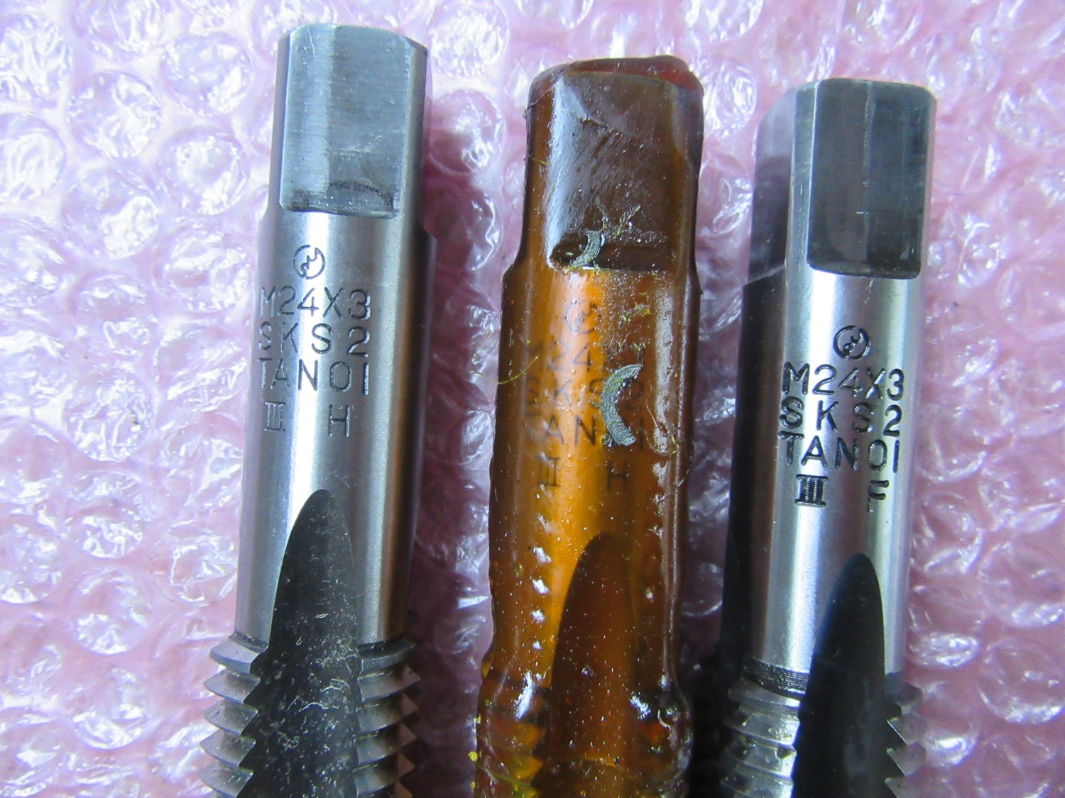中古Tap 【ハンドタップ】M24x3　SKS2　 TANOI　