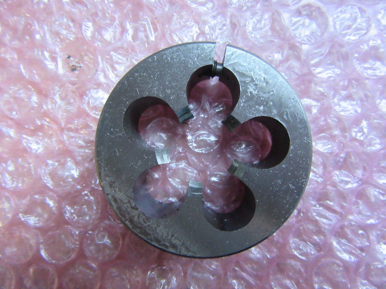 中古Thread cutting die 【ダイス】M20x2.5 Yamawa