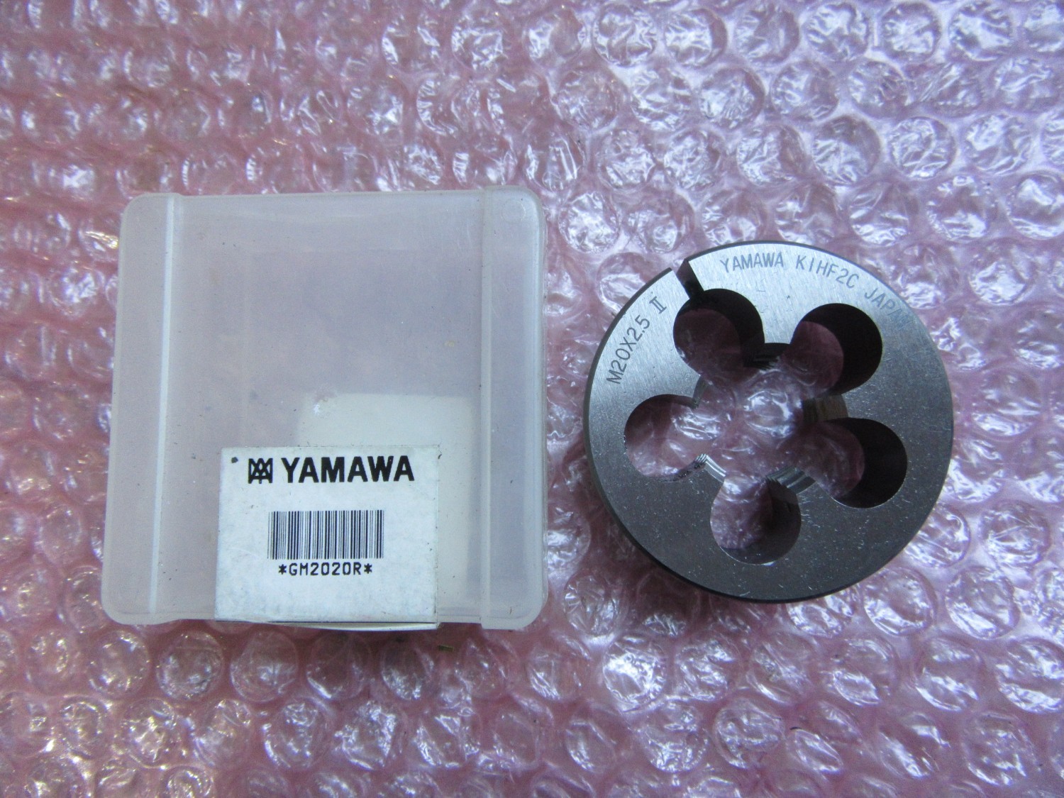 中古Thread cutting die 【ダイス】M20x2.5 Yamawa