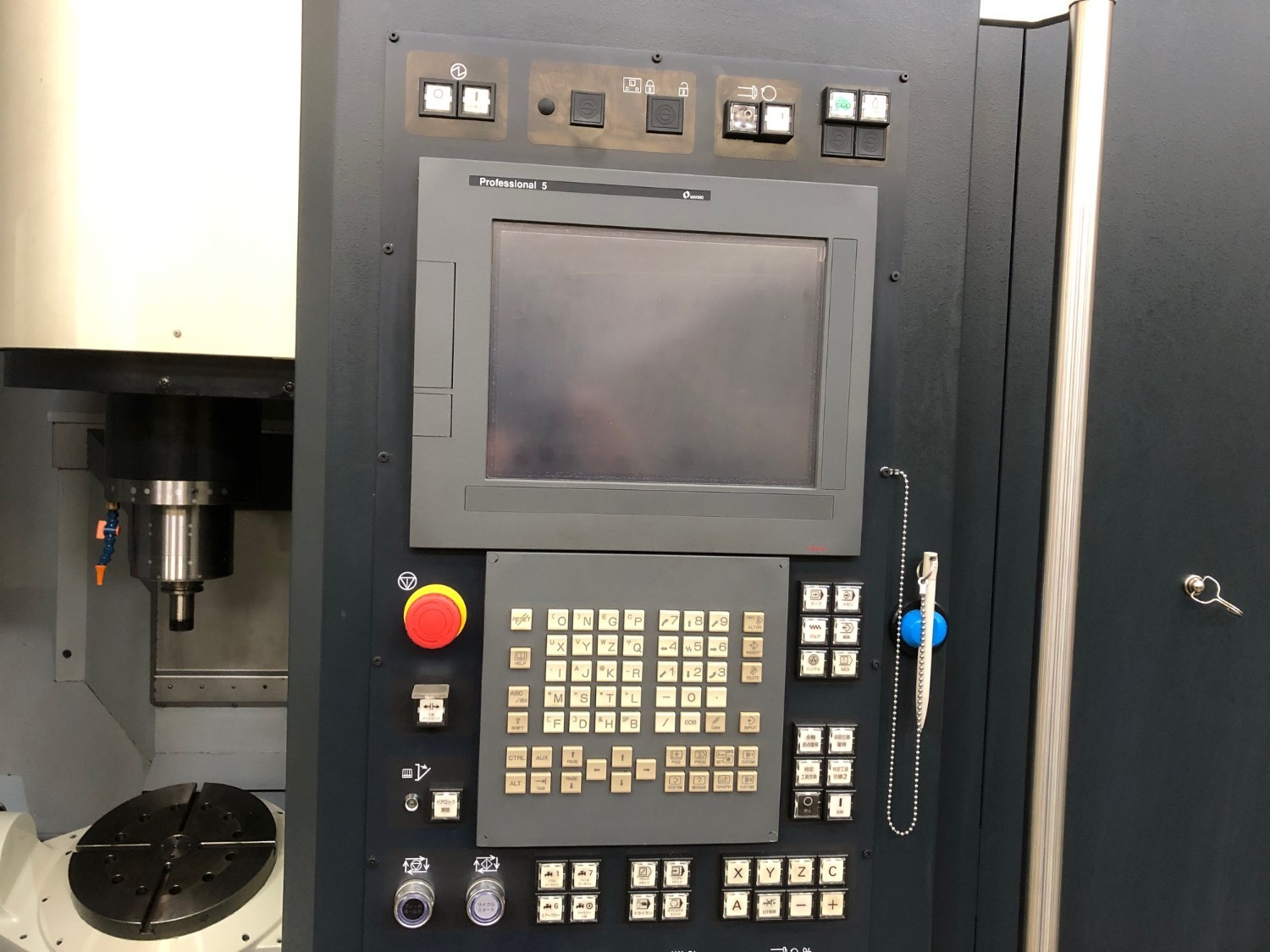 中古5軸マシニングセンタ D300 牧野
