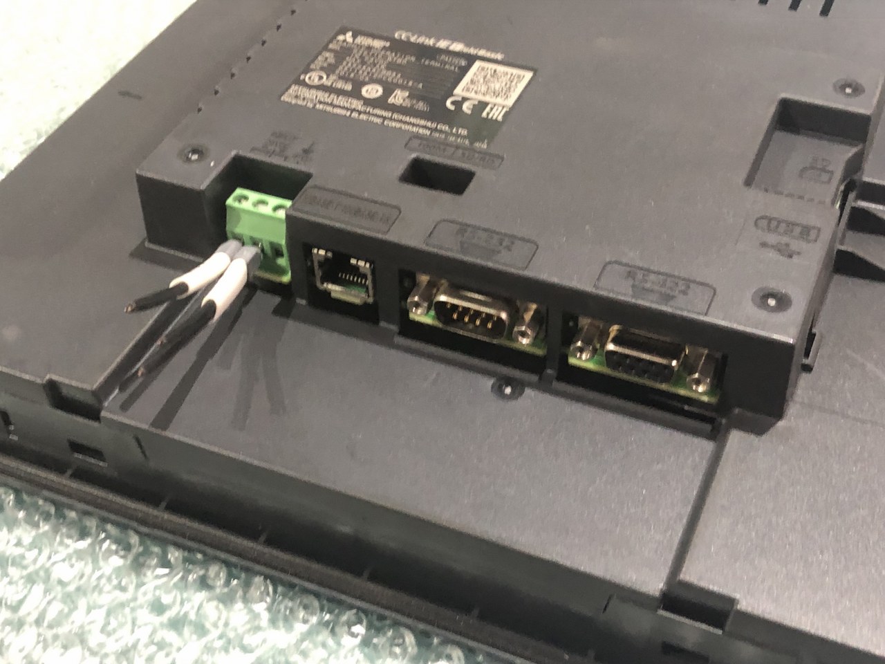 中古Special deals・Set etc 【タッチパネル（グラフィックオペレーションターミナル）】GS2110-WTBD IN 24VDC 三菱/MITSUBISHI