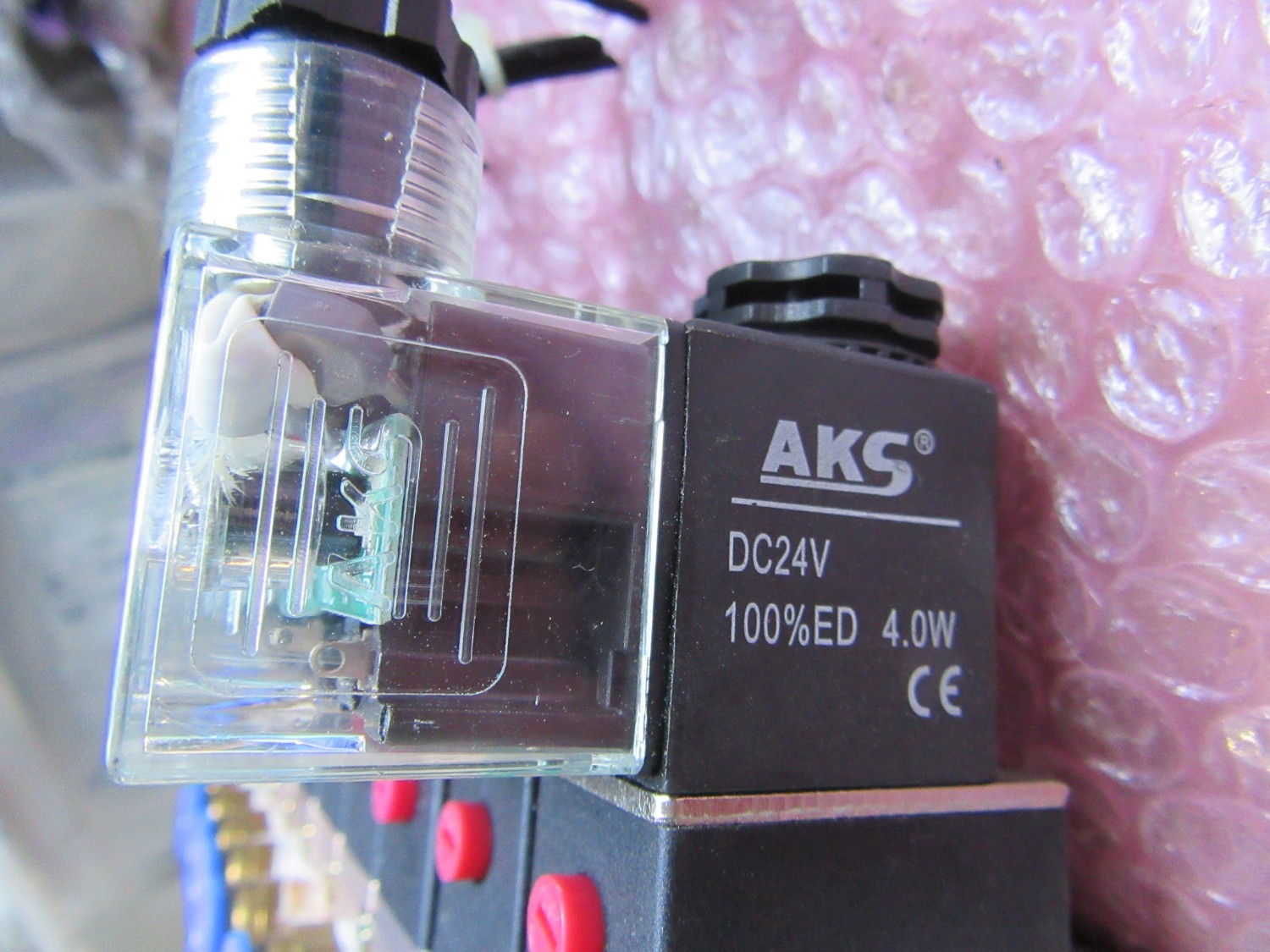 中古その他 【電気電磁弁】4V210-08　 AKS