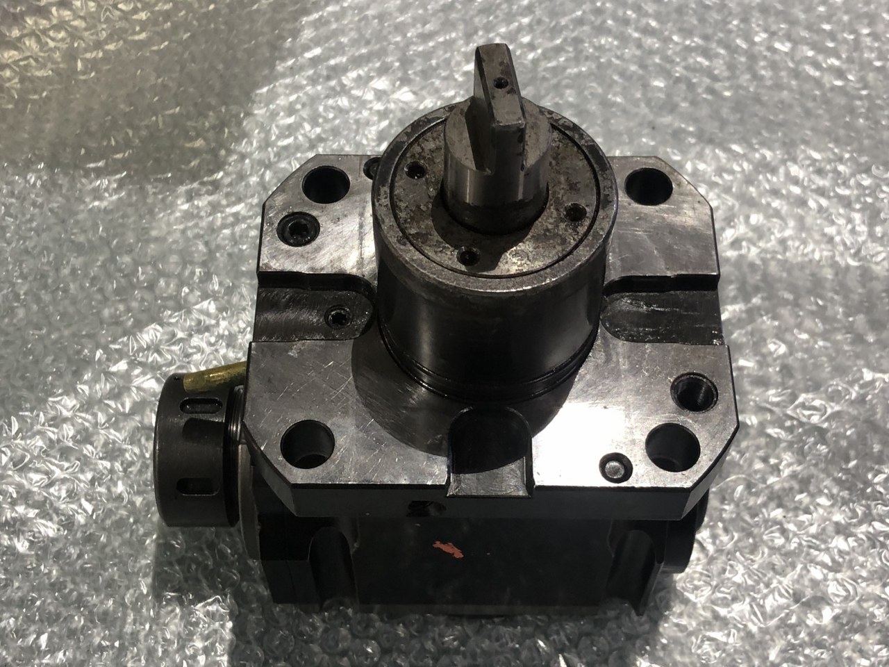 中古お買い得品・1山販売等 【回転工具】 森精機NL2000のNC旋盤の部品