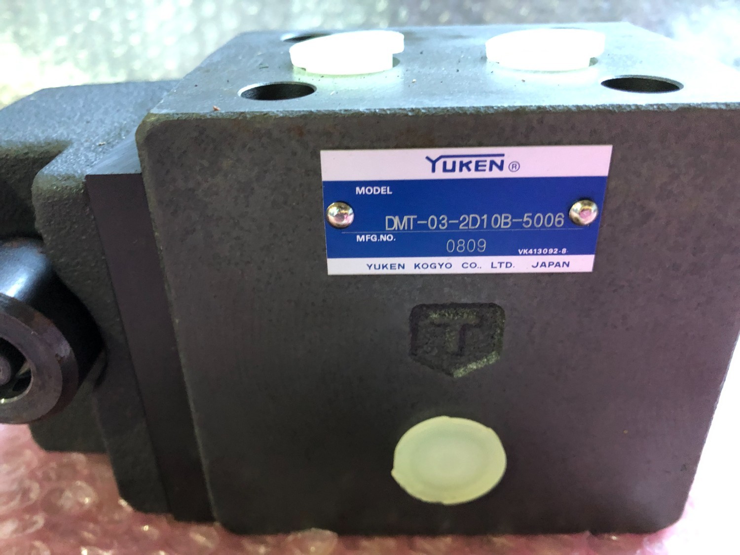 中古その他 【手動切換弁】DMT-03-2D10B-5006 YUKEN KOGYO