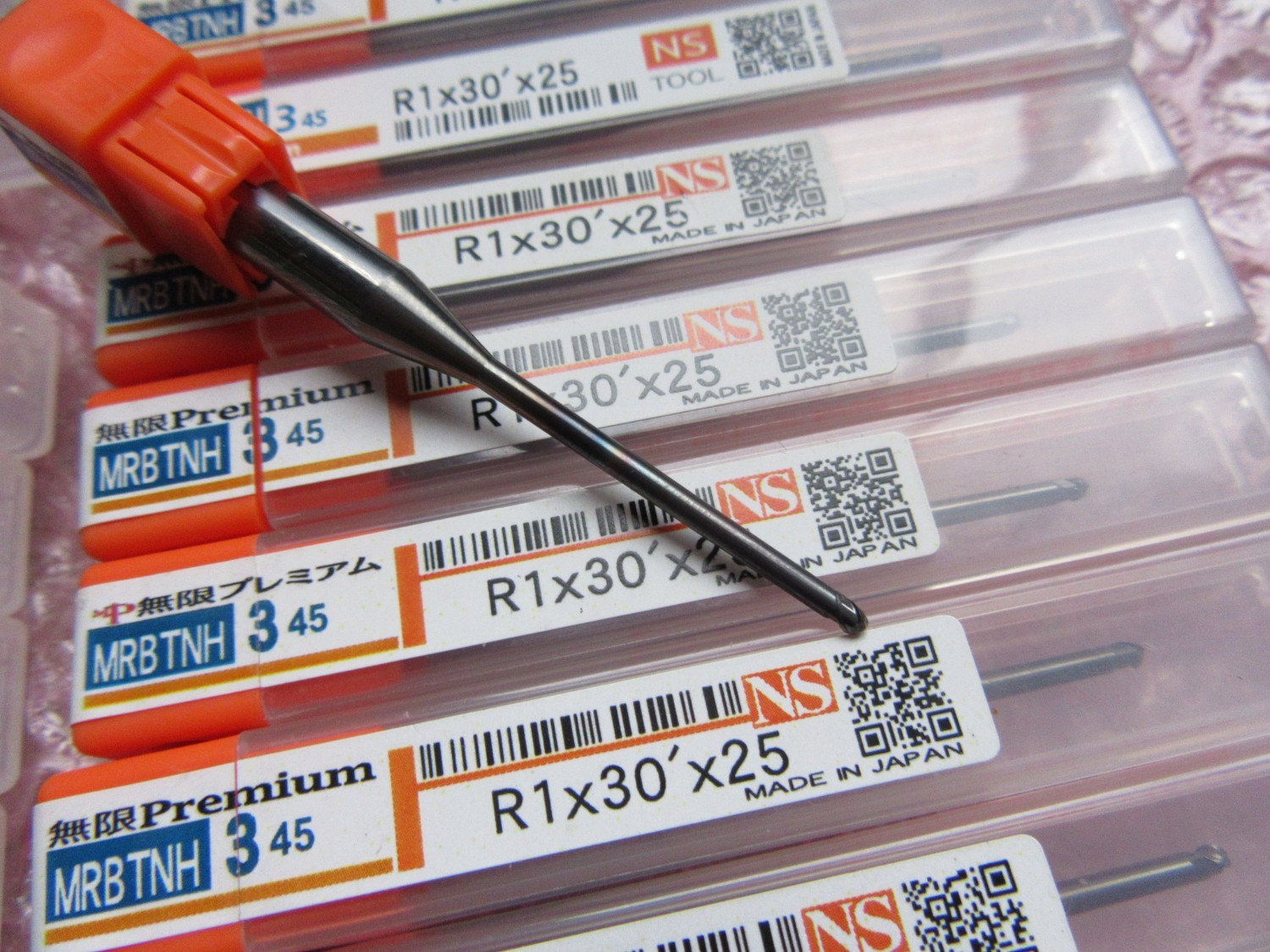 中古Other end mill 【無限コーティングプレミアムシリーズ】R1x30x30,R1x30x25 NS TOOL