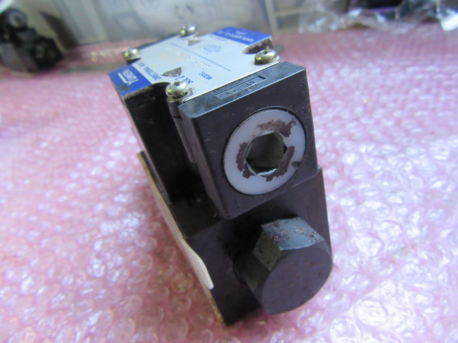 中古その他 【電磁切替弁 】DSGX-01-2B2 A100-2020　 油研工業
