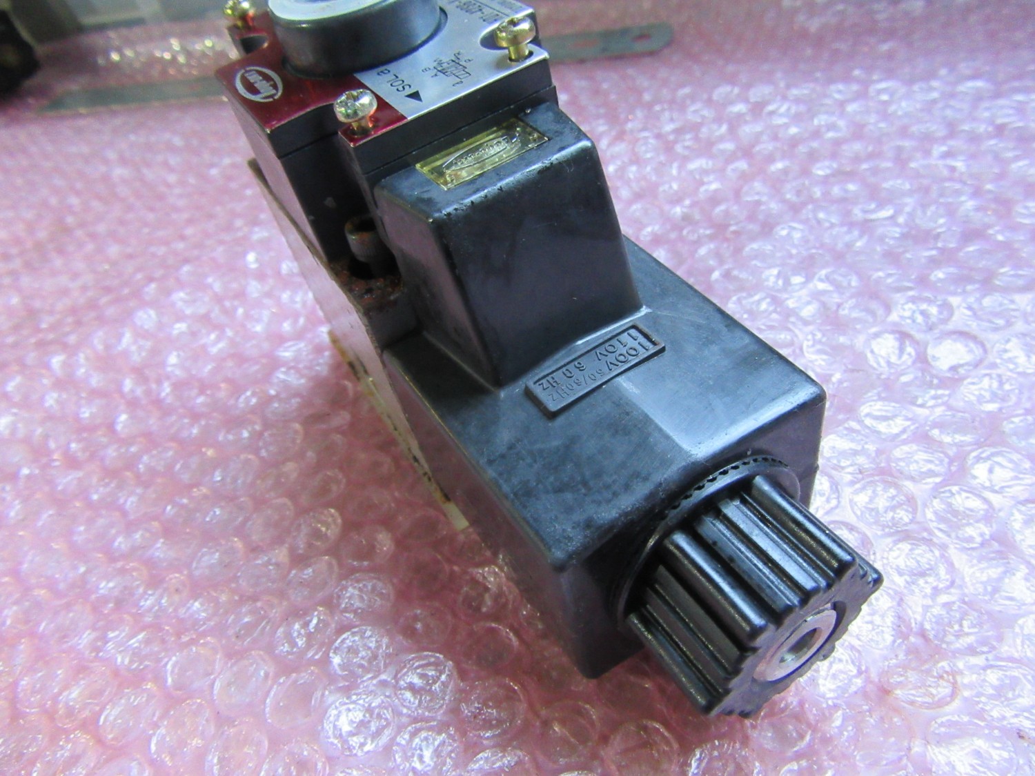 中古その他 【電磁切替弁】HD1-42SG-KcP-025-W　 TOYOOKI 