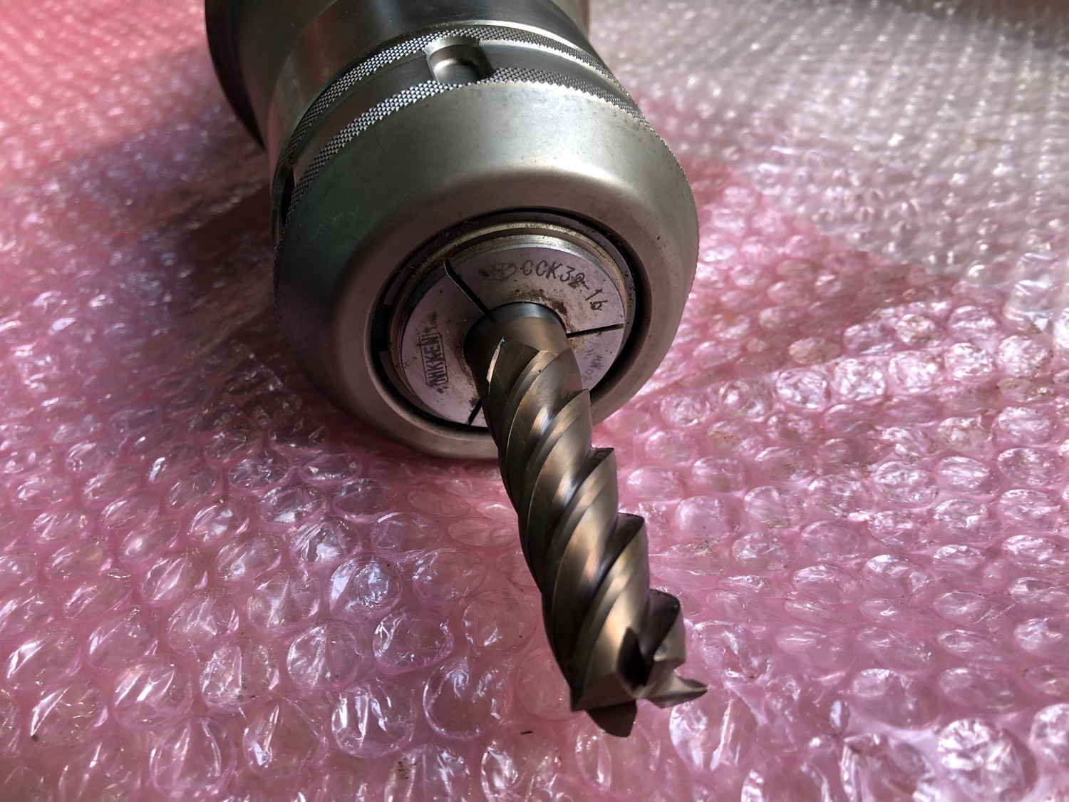 中古BT50 【ミーリングチャック】BT50-CT32A-165 NT Tool