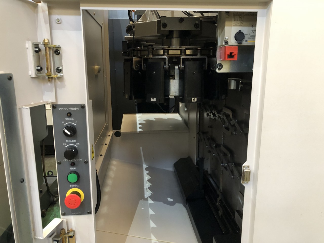 中古Vertical Machining Center M460-VE OKUMA