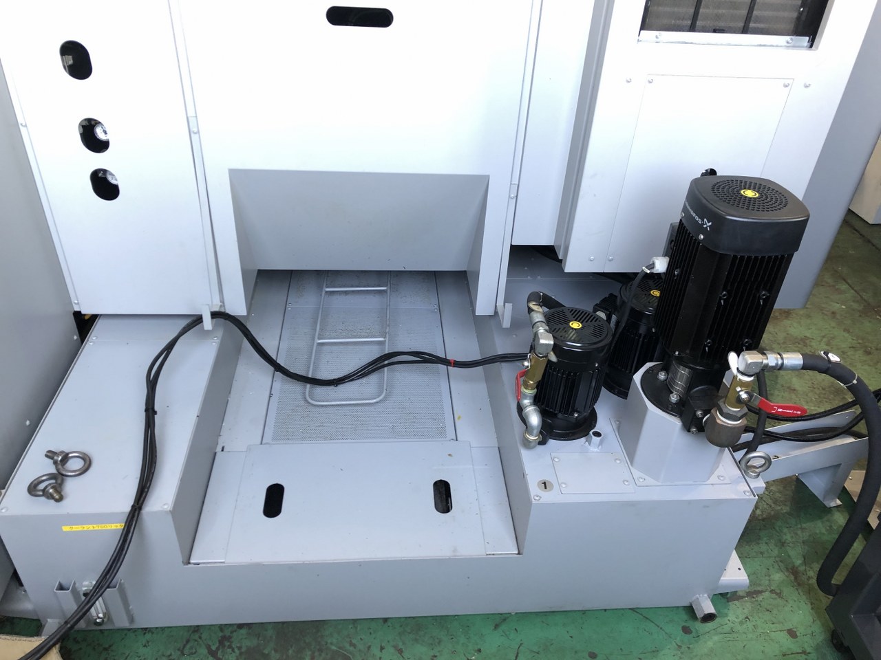 中古5軸マシニングセンタ NMV5000DCG 森精機