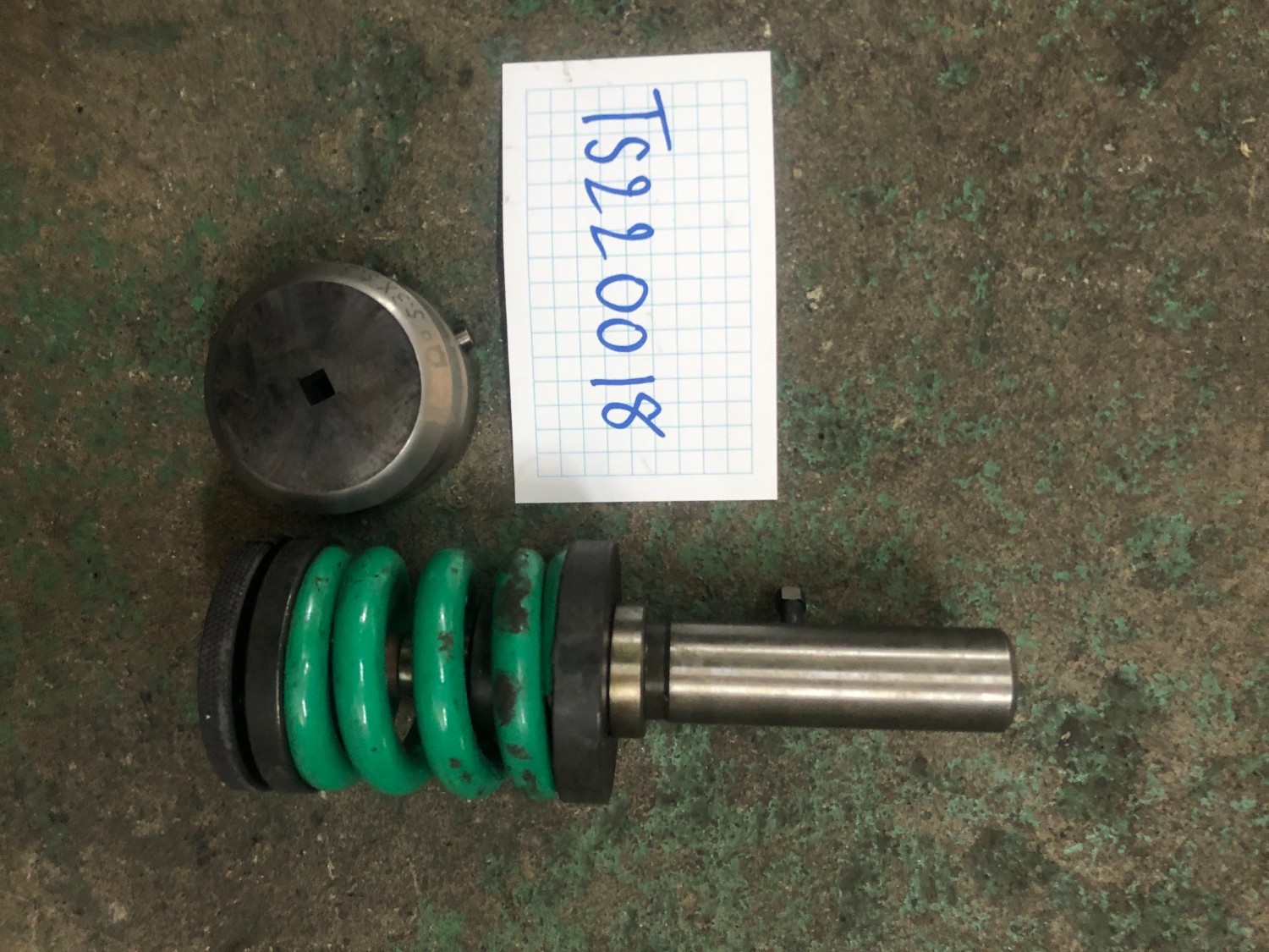 中古セット 【タレパン金型】パンチ：φ5.5x5.5　ダイ：φ5.3x5.3 アマダ/AMADA